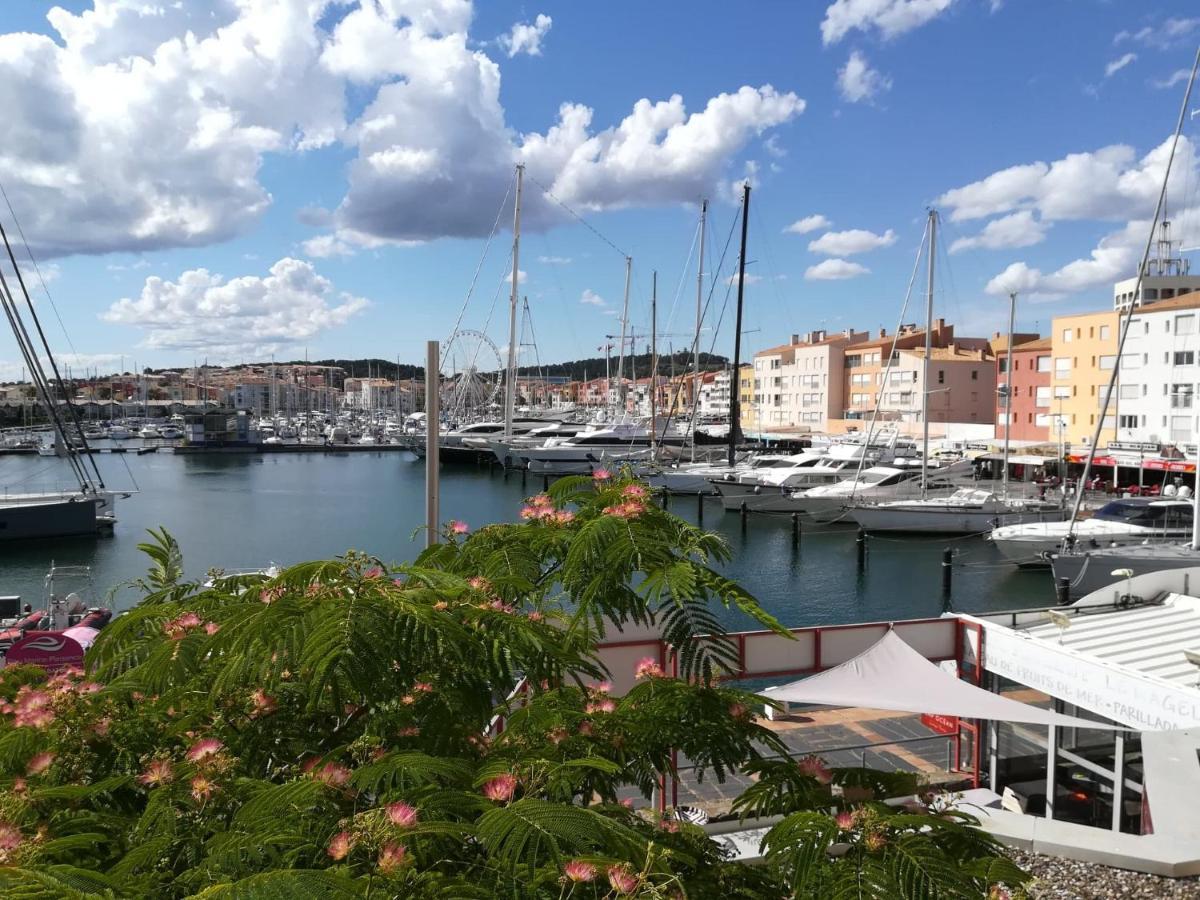 Appartement 1Ere Ligne Vue Port Avec Balcon, Piscine Agde Kültér fotó